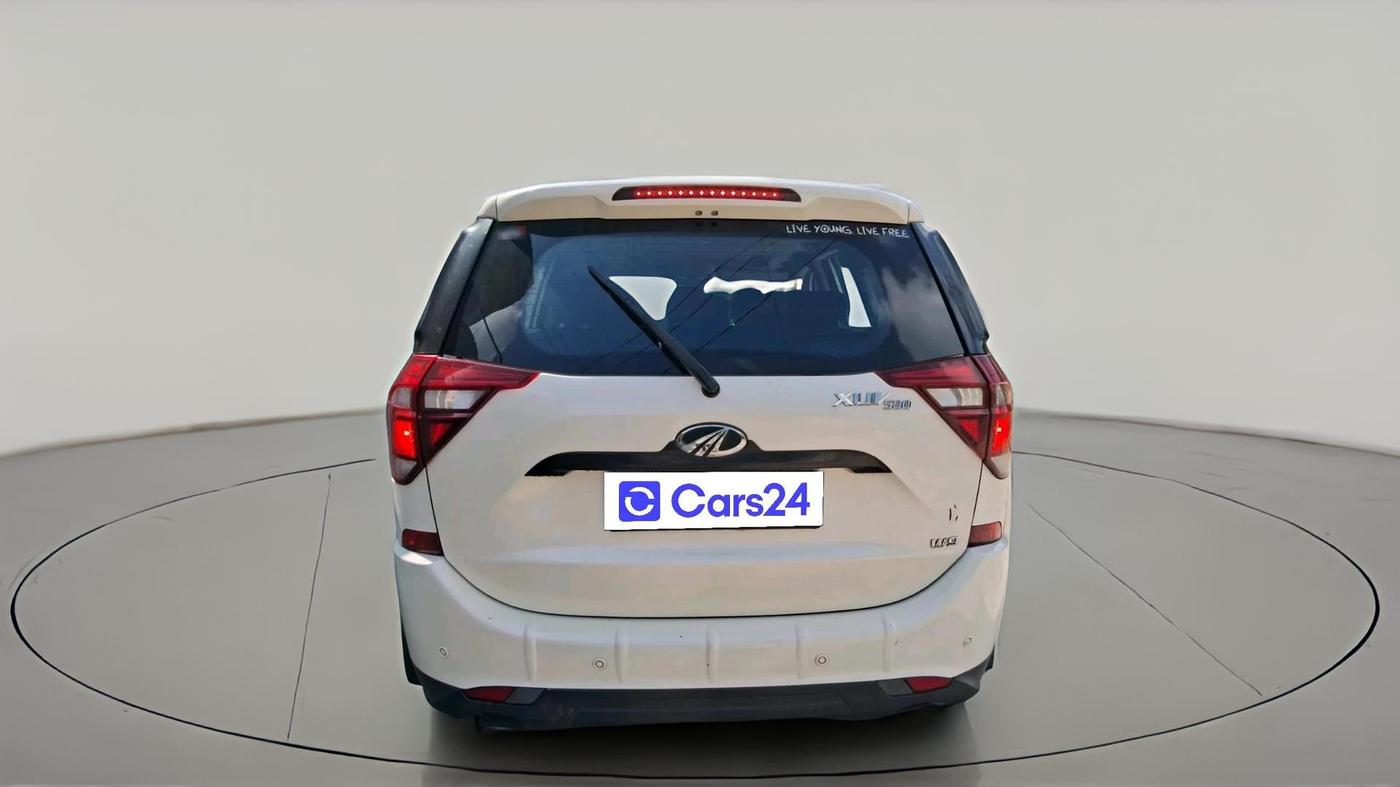 2019 Mahindra XUV500 W9, Diesel, Manual, 68,914 km, exterior