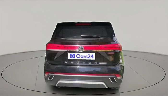 2024 MG HECTOR PLUS SAVVY PRO 1.5 TURBO CVT 7 STR, Petrol, Automatic, 20,254 km, exterior