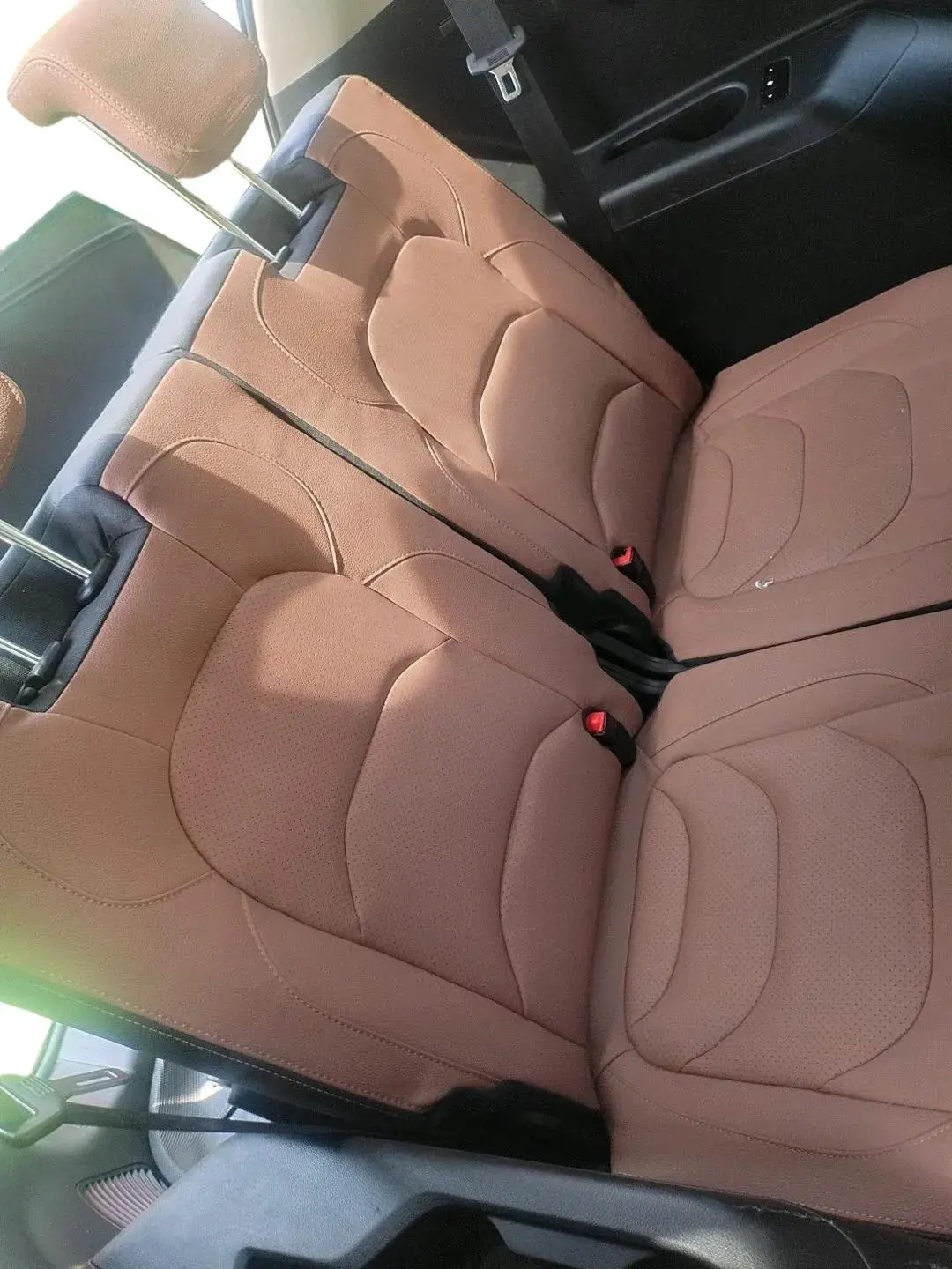 2024 MG HECTOR PLUS SAVVY PRO 1.5 TURBO CVT 7 STR, Petrol, Automatic, 20,254 km, interior