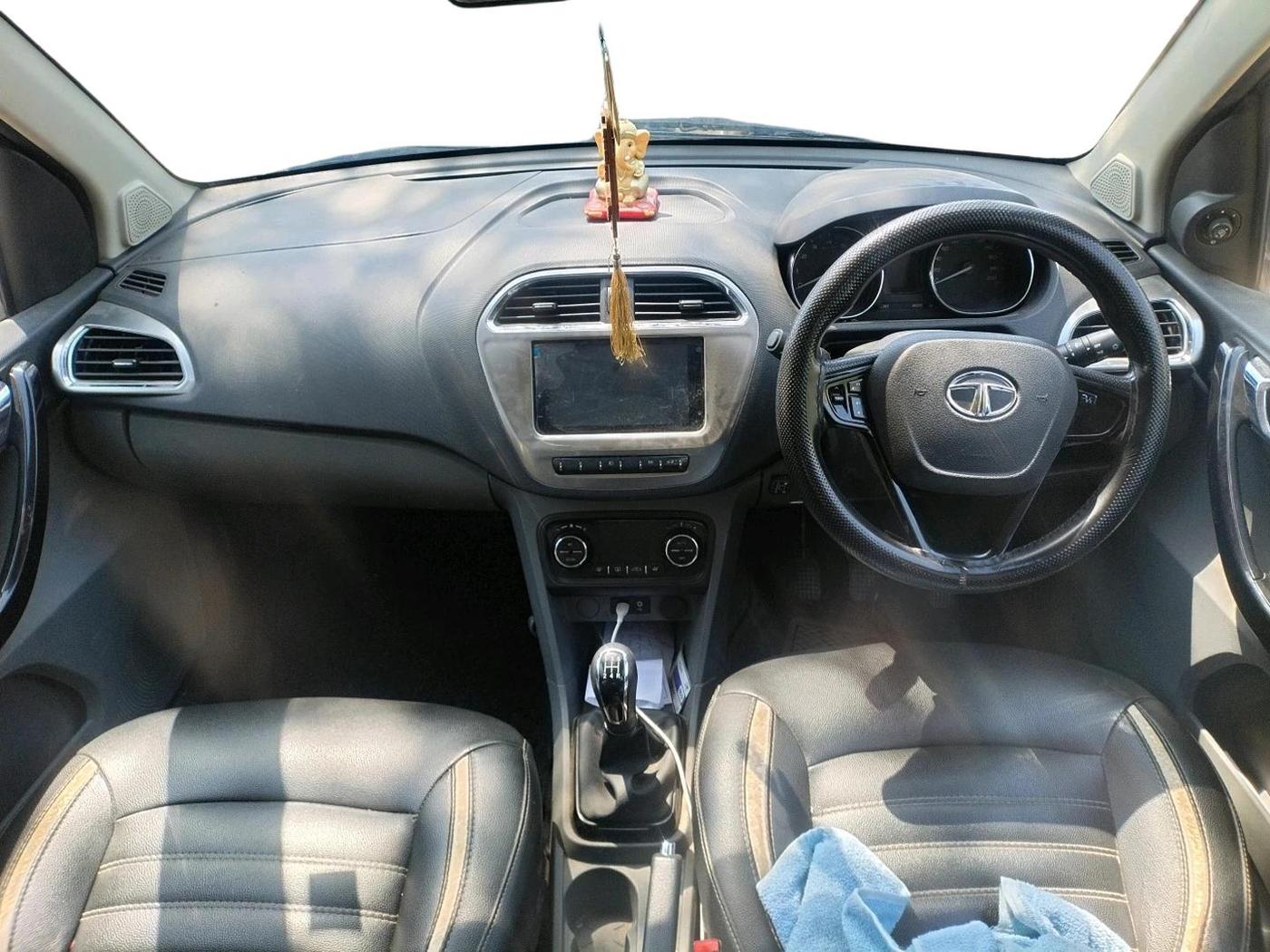 2018 Tata TIGOR XZ PLUS PETROL, CNG, Manual, 1,10,752 km, interior