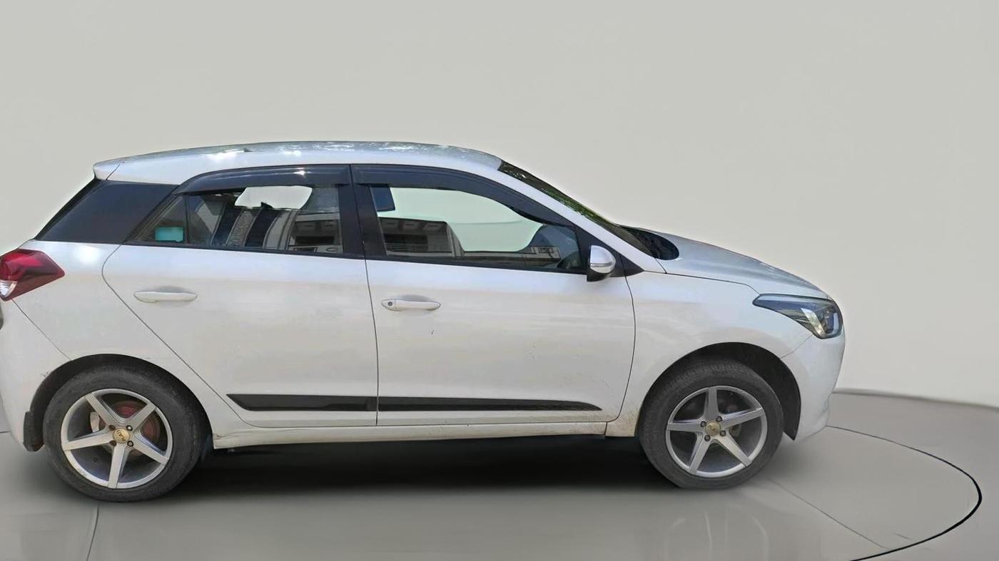2015 Hyundai Elite i20 SPORTZ 1.2, CNG, Manual, 95,229 km, exterior