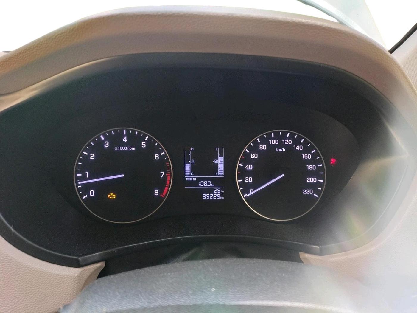 2015 Hyundai Elite i20 SPORTZ 1.2, CNG, Manual, 95,229 km, interior