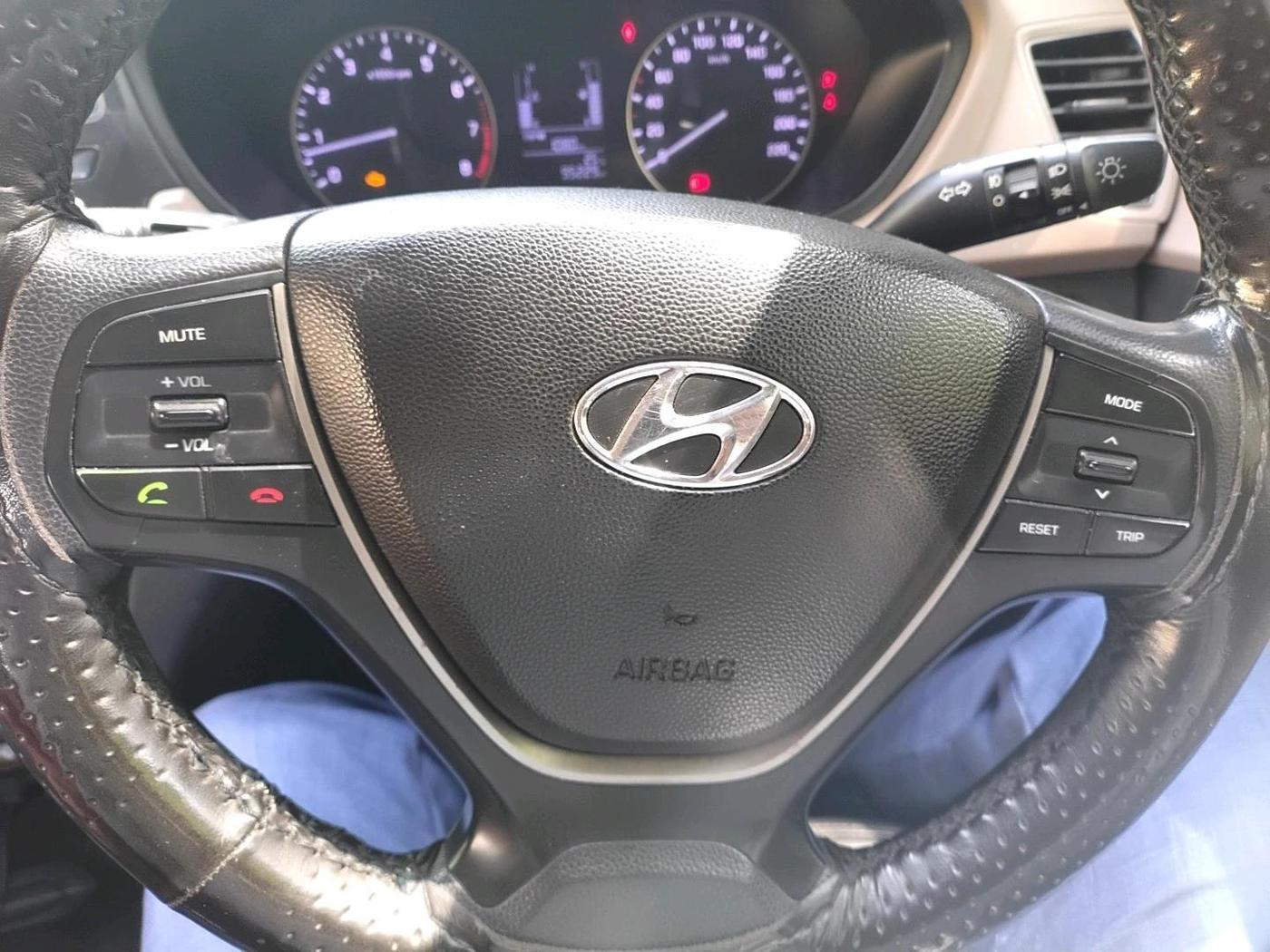 2015 Hyundai Elite i20 SPORTZ 1.2, CNG, Manual, 95,229 km, interior