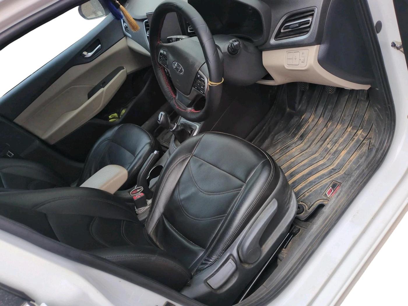 2022 Hyundai Verna SX 1.5 VTVT, Petrol, Manual, 37,487 km, interior