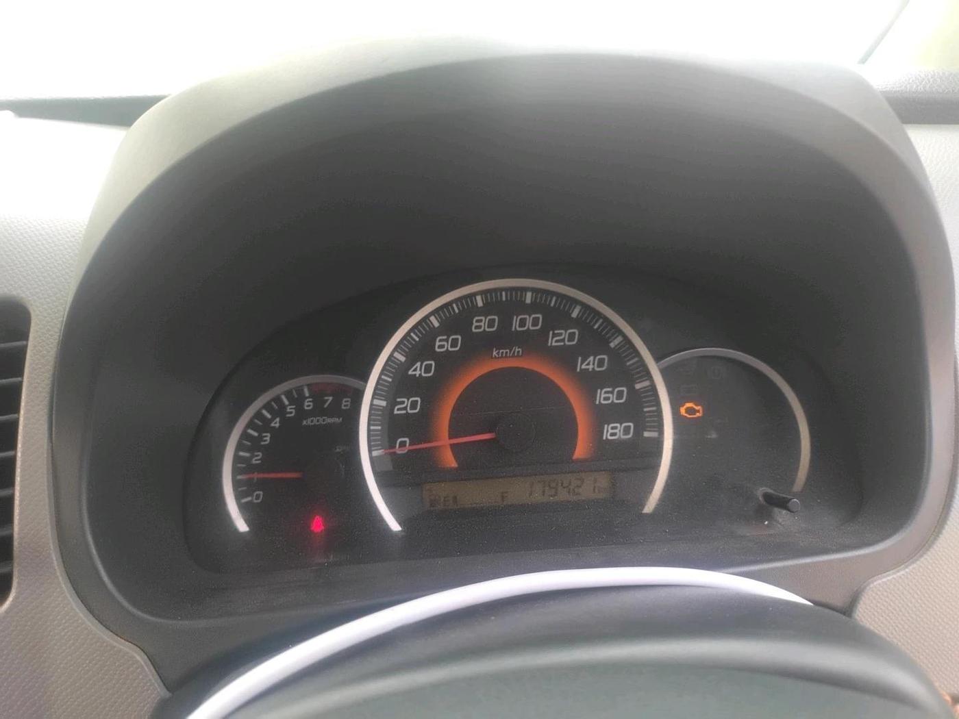 2012 Maruti Wagon R 1.0 VXI, CNG, Manual, 1,79,421 km, interior