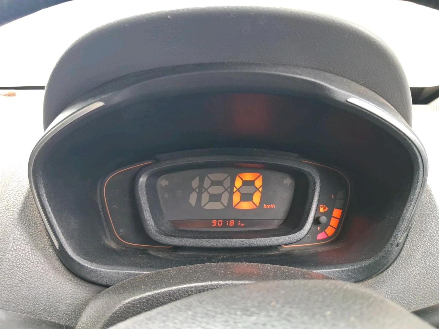 2017 Renault Kwid RXT 0.8, Petrol, Manual, 90,181 km, interior