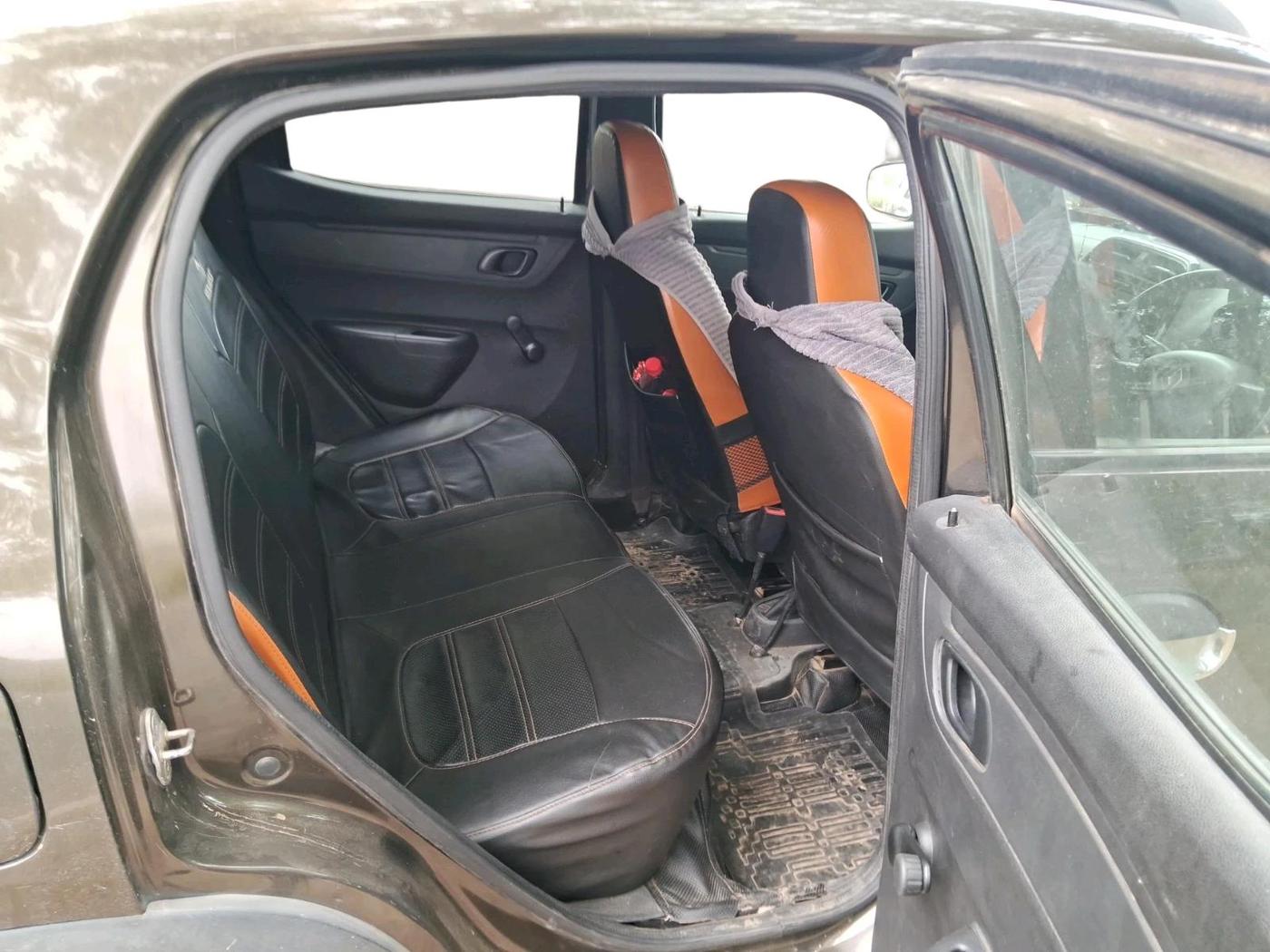 2017 Renault Kwid RXT 0.8, Petrol, Manual, 90,181 km, interior