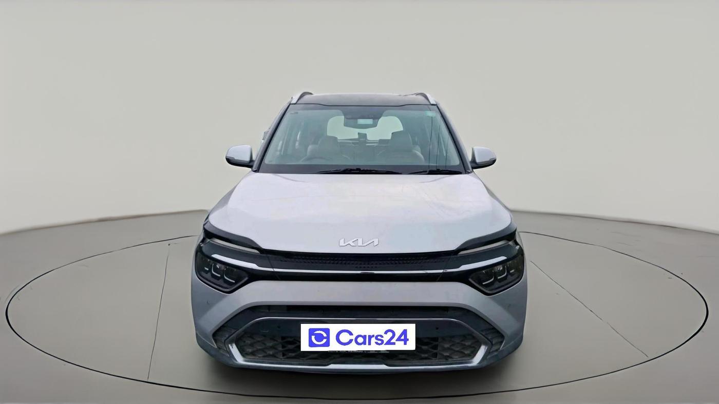 2022 KIA CARENS LUXURY PLUS 1.4 PETROL 7 STR, Petrol, Manual, 23,056 km, exterior