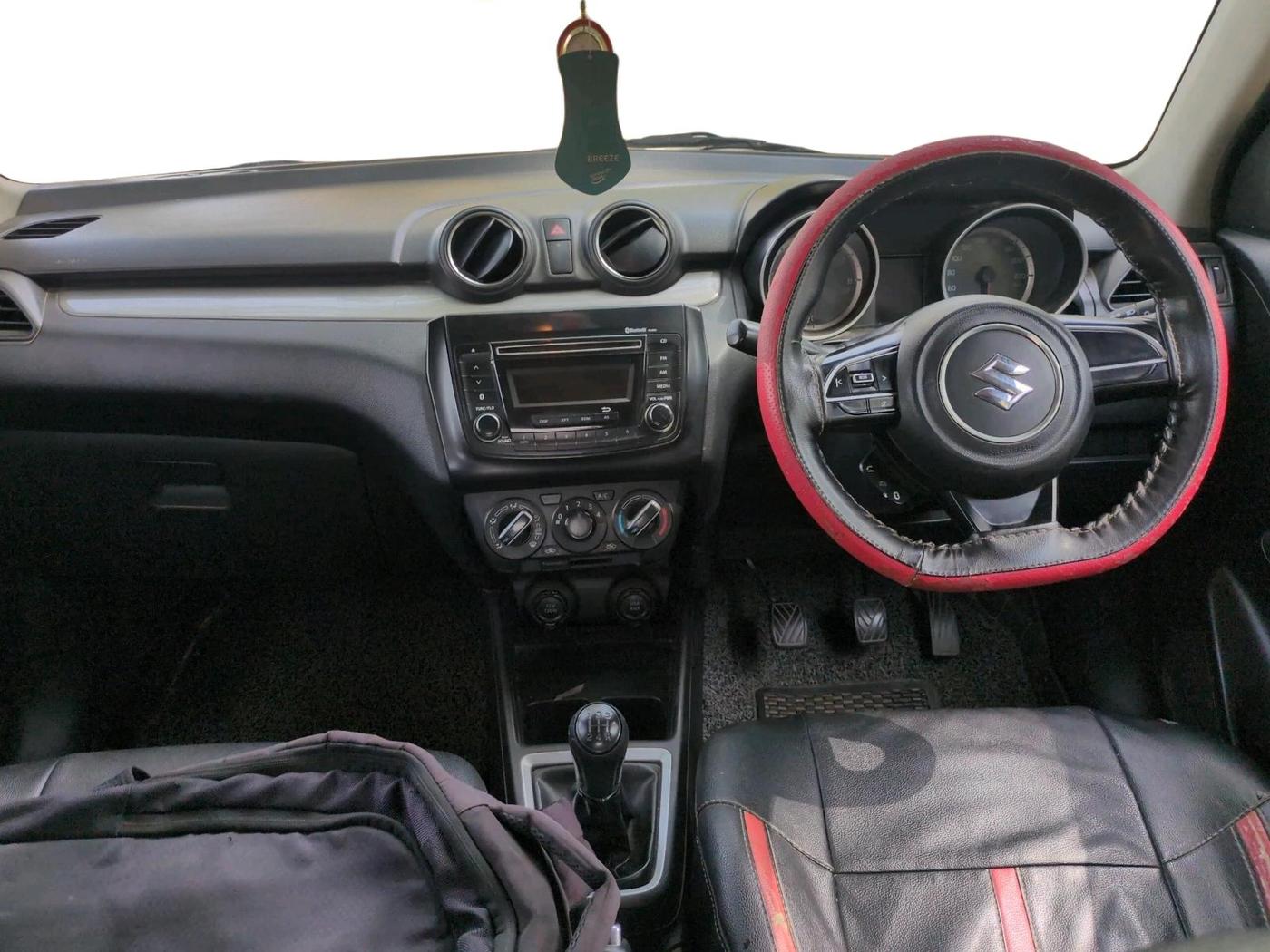 2019 Maruti Swift VXI, Petrol, Manual, 1,18,137 km, interior