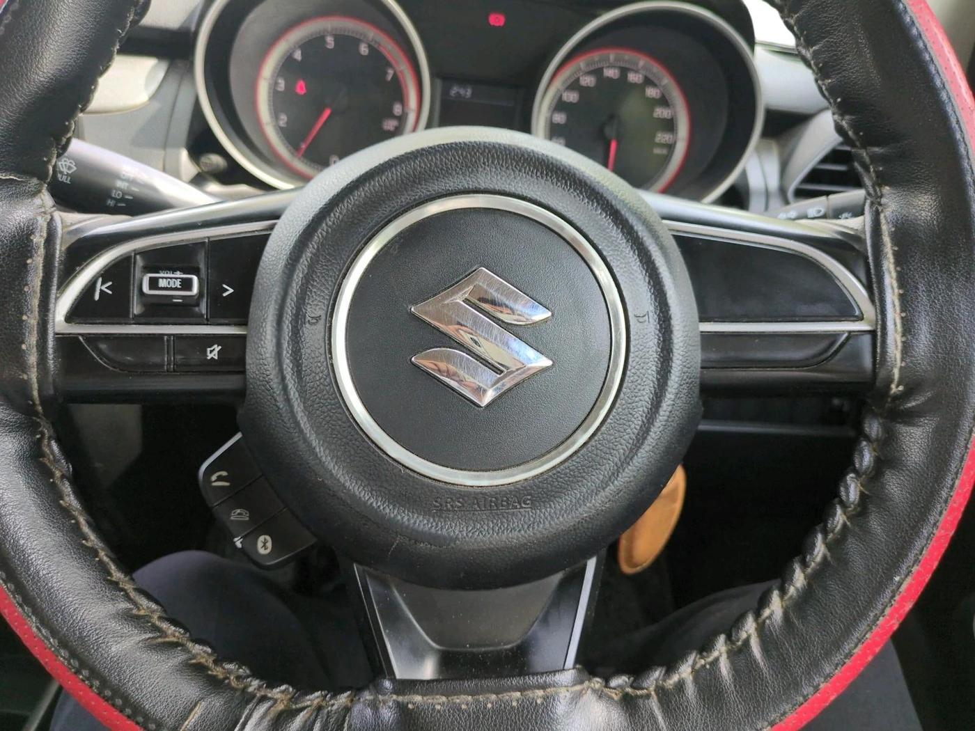 2019 Maruti Swift VXI, Petrol, Manual, 1,18,137 km, interior