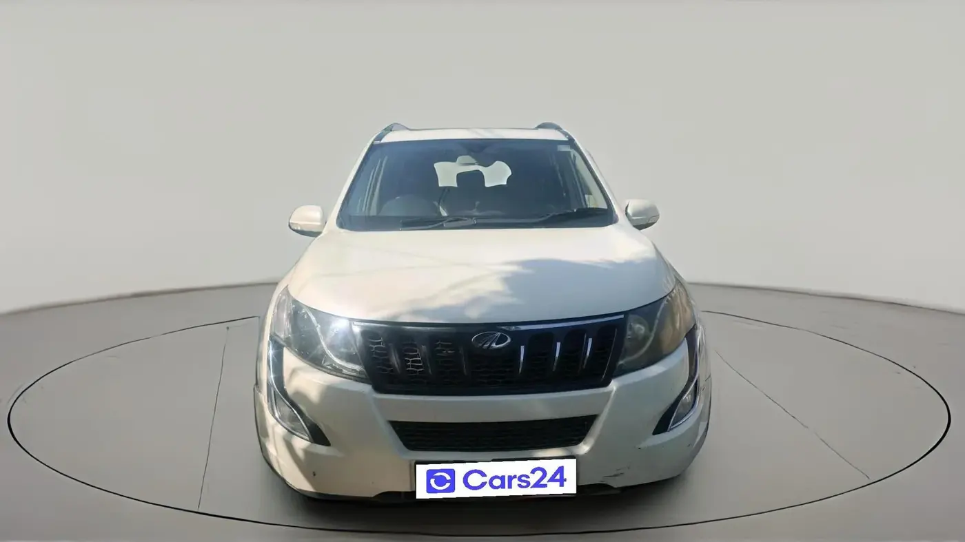 2016 Mahindra XUV500 W10 1.99, Diesel, Manual, 1,47,848 km, exterior