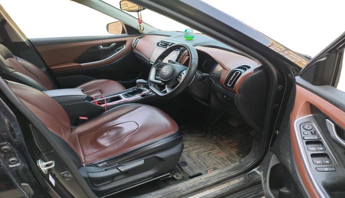 2022 Hyundai ALCAZAR PRESTIGE(O) 1.5 AT 7STR, Diesel, Automatic, 77,356 km, interior