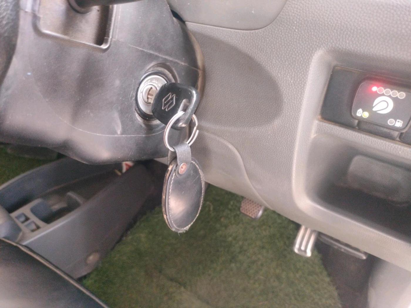 2012 Maruti Alto 800 LXI, CNG, Manual, 1,10,073 km, interior