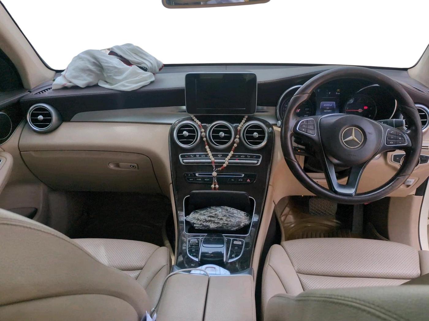 2016 Mercedes Benz GLC CLASS 220 D 4 MATIC, Diesel, Automatic, 1,07,391 km, interior