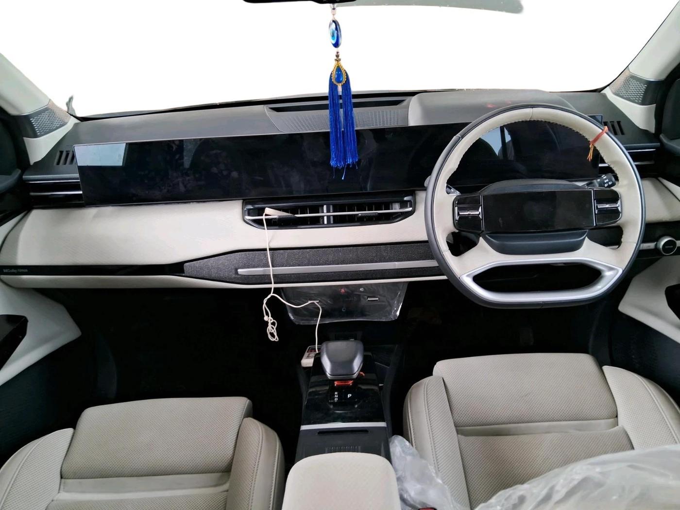 2026 Tata Sierra Accomplished Plus 1.5 Turbo Hyperion AT, Petrol, Automatic, 3,747 km, interior