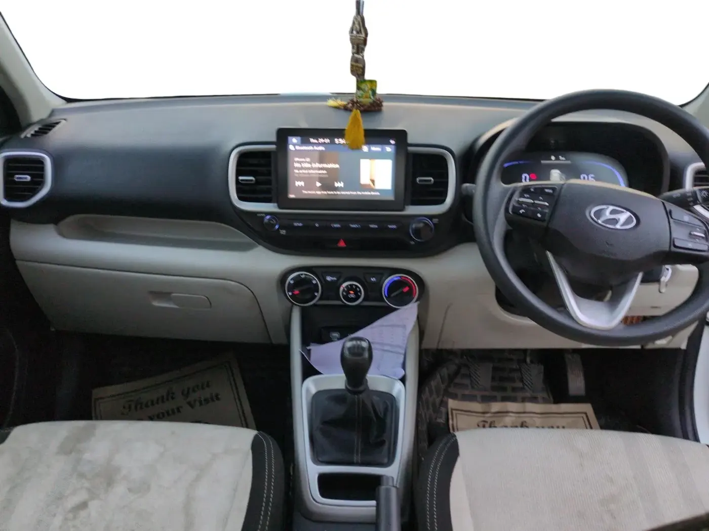 2024 Hyundai VENUE S Plus 1.2 Petrol MT, Petrol, Manual, 32,000 km, interior