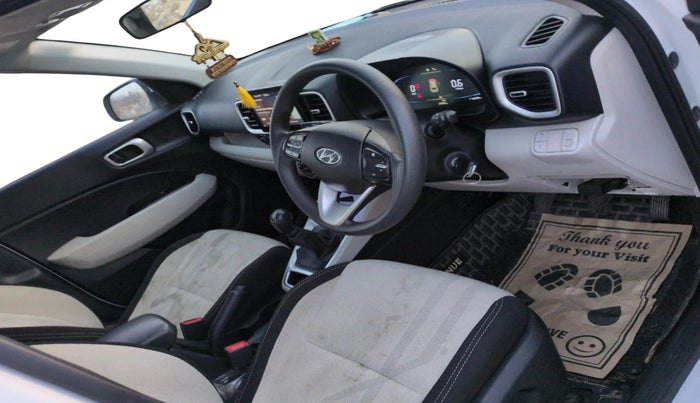 2024 Hyundai VENUE S Plus 1.2 Petrol MT, Petrol, Manual, 32,000 km, interior