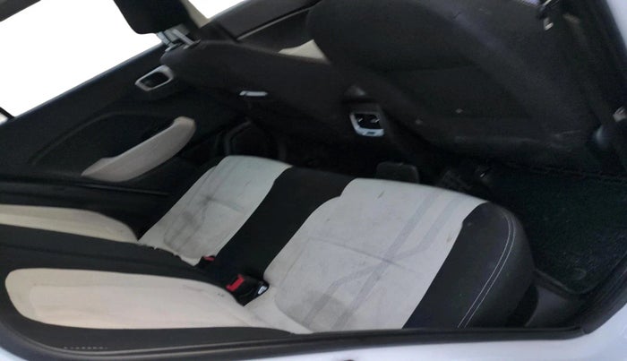 2024 Hyundai VENUE S Plus 1.2 Petrol MT, Petrol, Manual, 32,000 km, interior