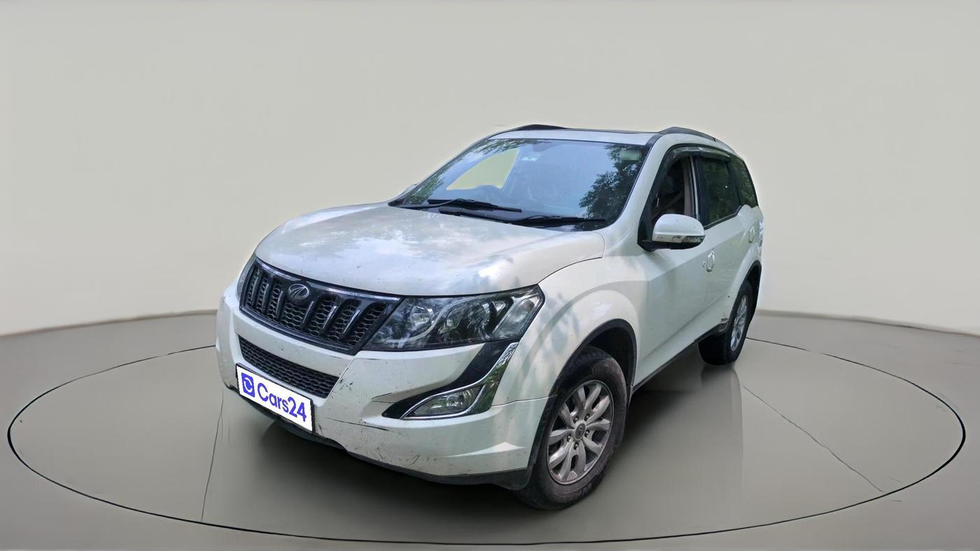 2016 Mahindra XUV500 W10, Diesel, Manual, 78,632 km, exterior