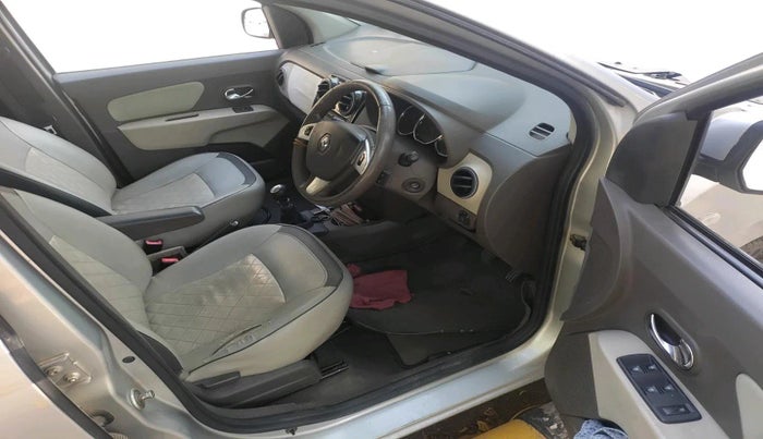 2015 Renault Lodgy 110 PS RXZ, Diesel, Manual, 1,56,340 km, interior