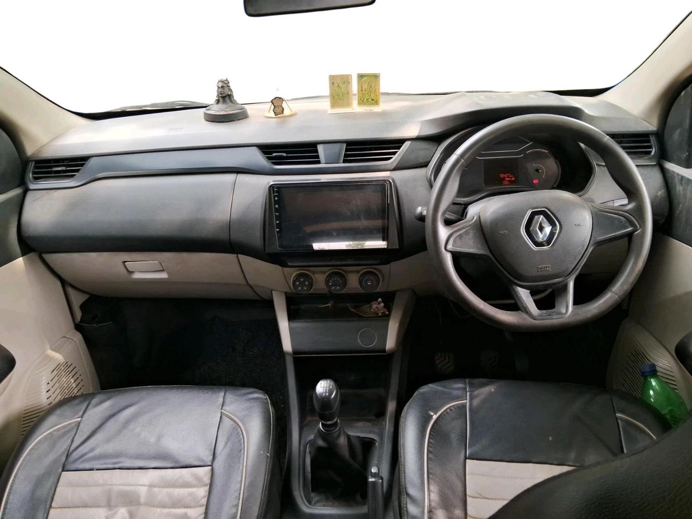 2021 Renault TRIBER RXE MT, Petrol, Manual, 79,427 km, interior