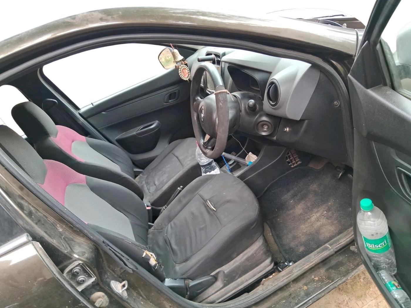 2018 Renault Kwid RXT 1.0 AMT (O), Petrol, Automatic, 63,960 km, interior