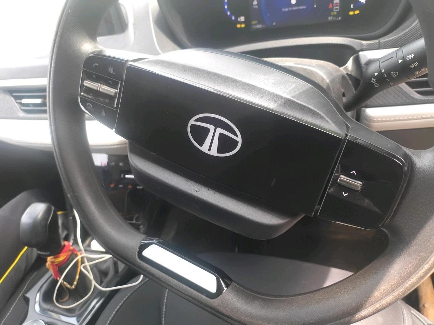 2023 Tata NEXON CREATIVE 1.2 PETROL, Petrol, Manual, 12,462 km, interior