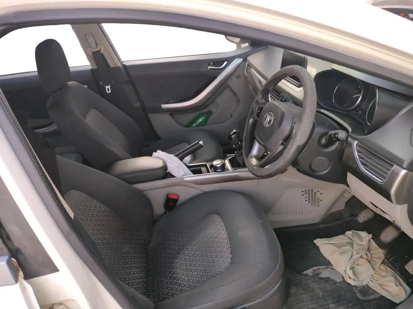 2017 Tata NEXON XZ PLUS DIESEL, Diesel, Manual, 1,51,435 km, interior