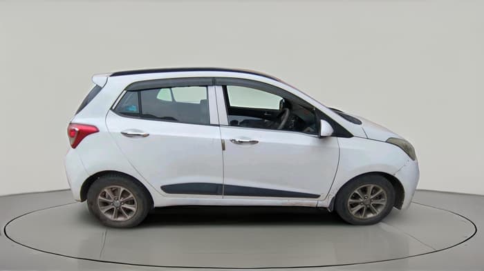2016 Hyundai Grand i10 ASTA 1.1 CRDI (O), Diesel, Manual, 1,74,974 km, exterior