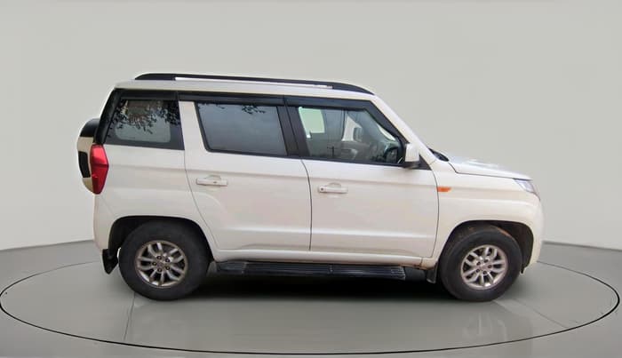 2016 Mahindra TUV300 T8, Diesel, Manual, 1,41,457 km, exterior
