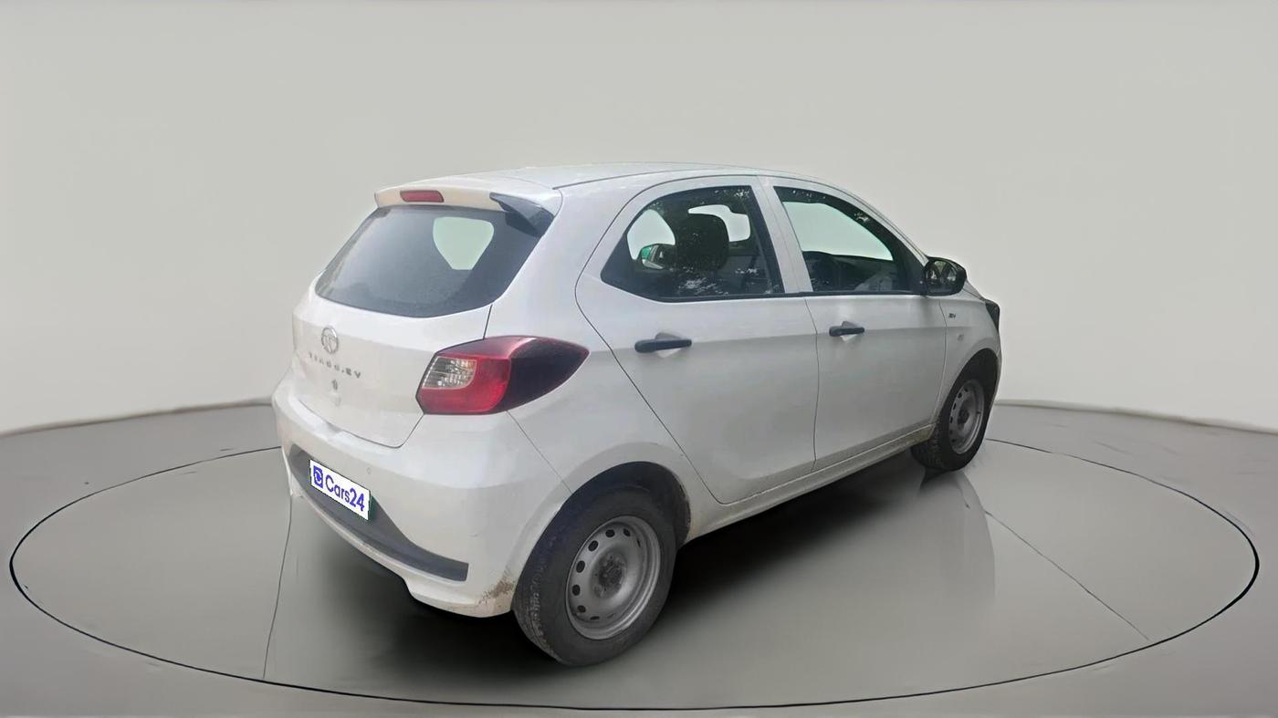 2023 Tata TIAGO EV XE MEDIUM RANGE, Electric, Automatic, 64,544 km, exterior