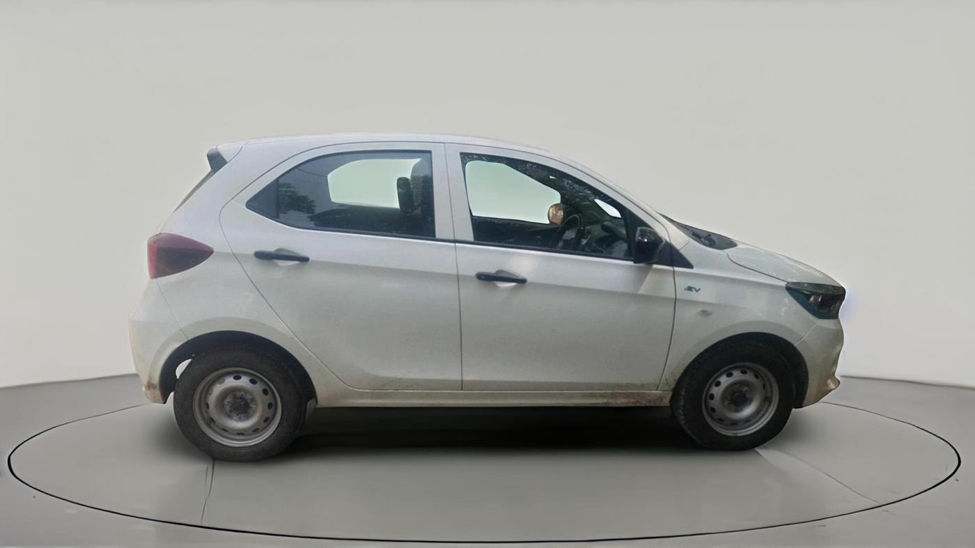 2023 Tata TIAGO EV XE MEDIUM RANGE, Electric, Automatic, 64,544 km, exterior