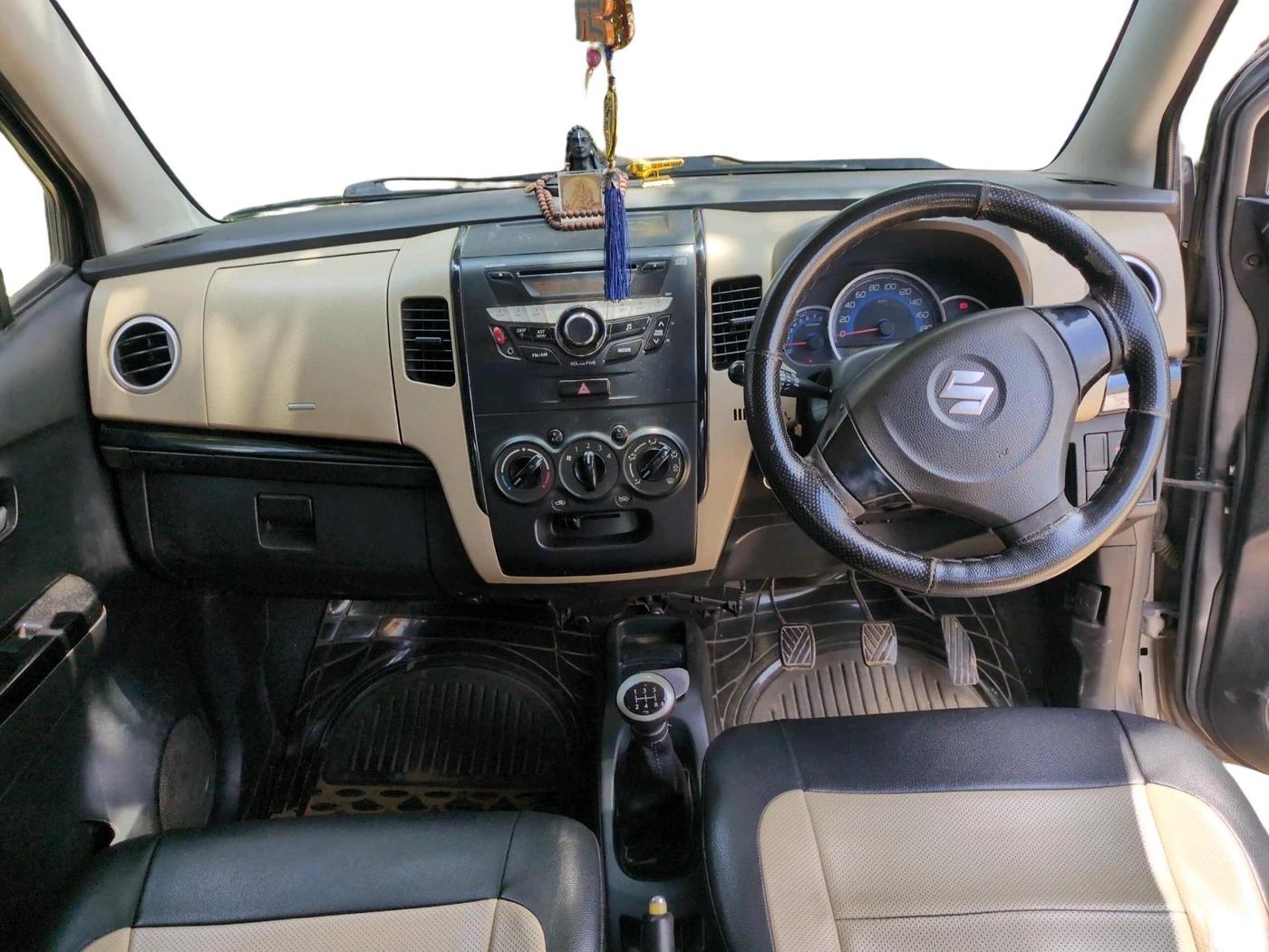 2017 Maruti Wagon R 1.0 VXI, Petrol, Manual, 88,968 km, interior