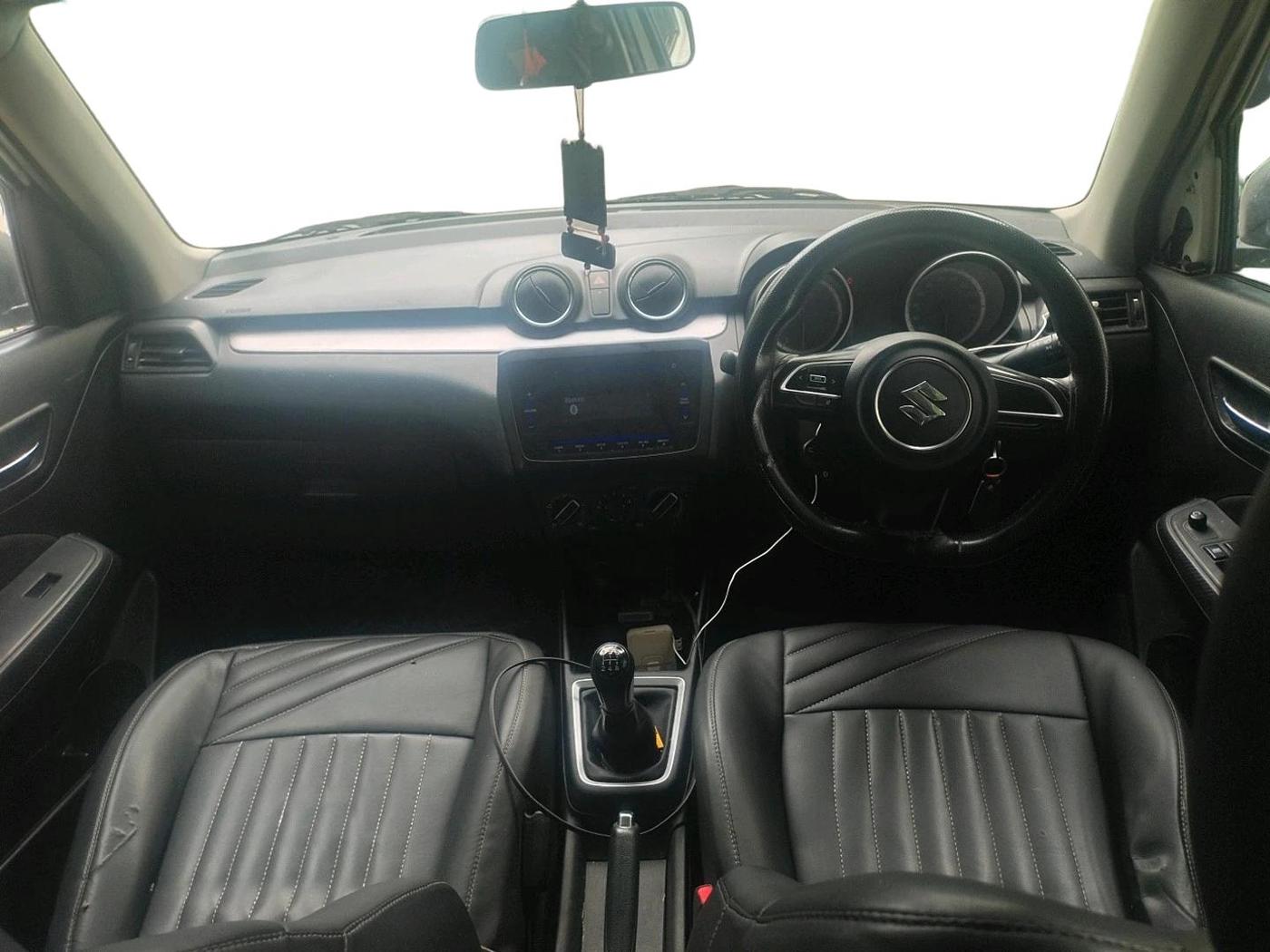 2024 Maruti Swift VXI, Petrol, Manual, 64,182 km, interior