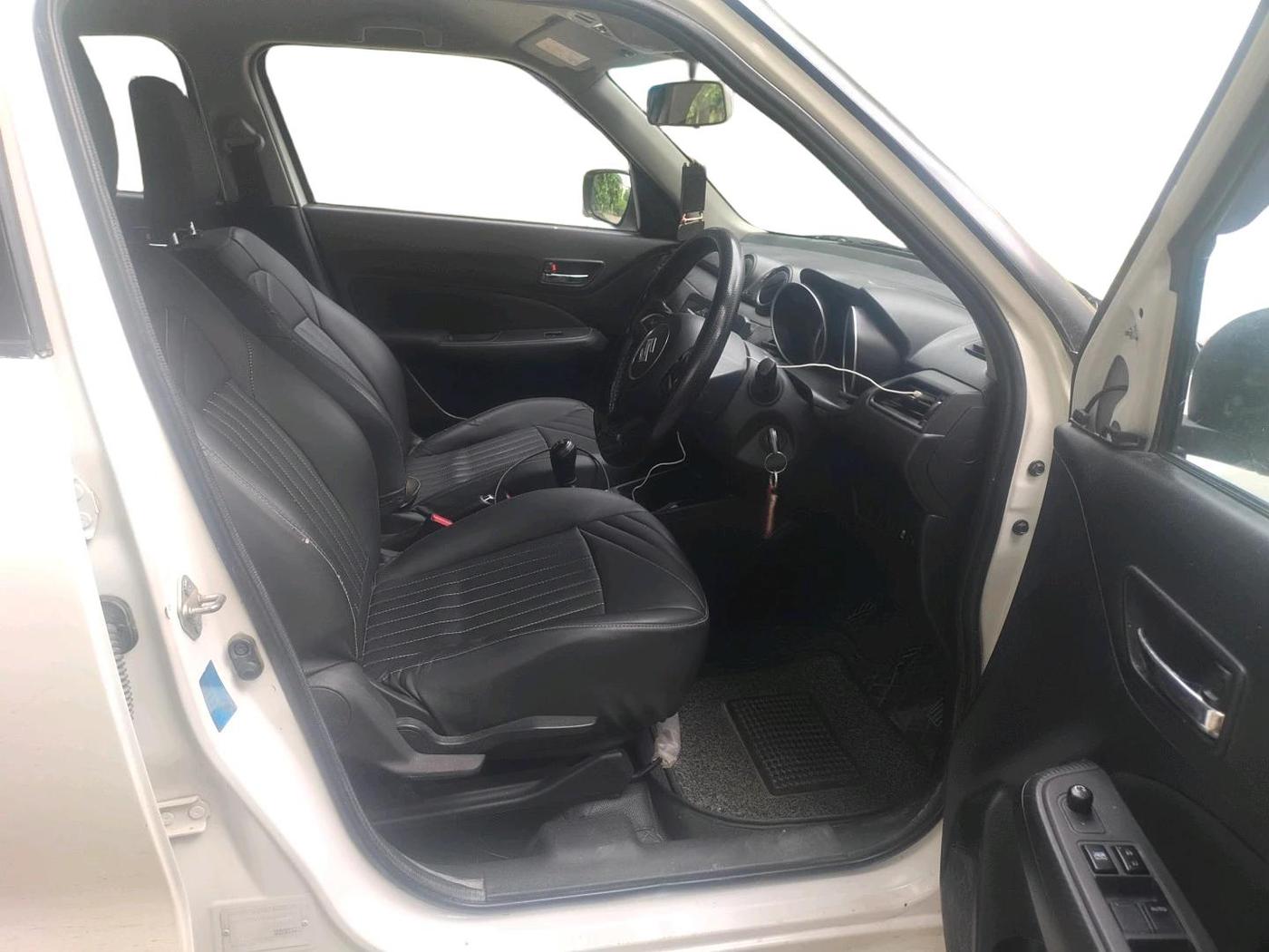 2024 Maruti Swift VXI, Petrol, Manual, 64,182 km, interior