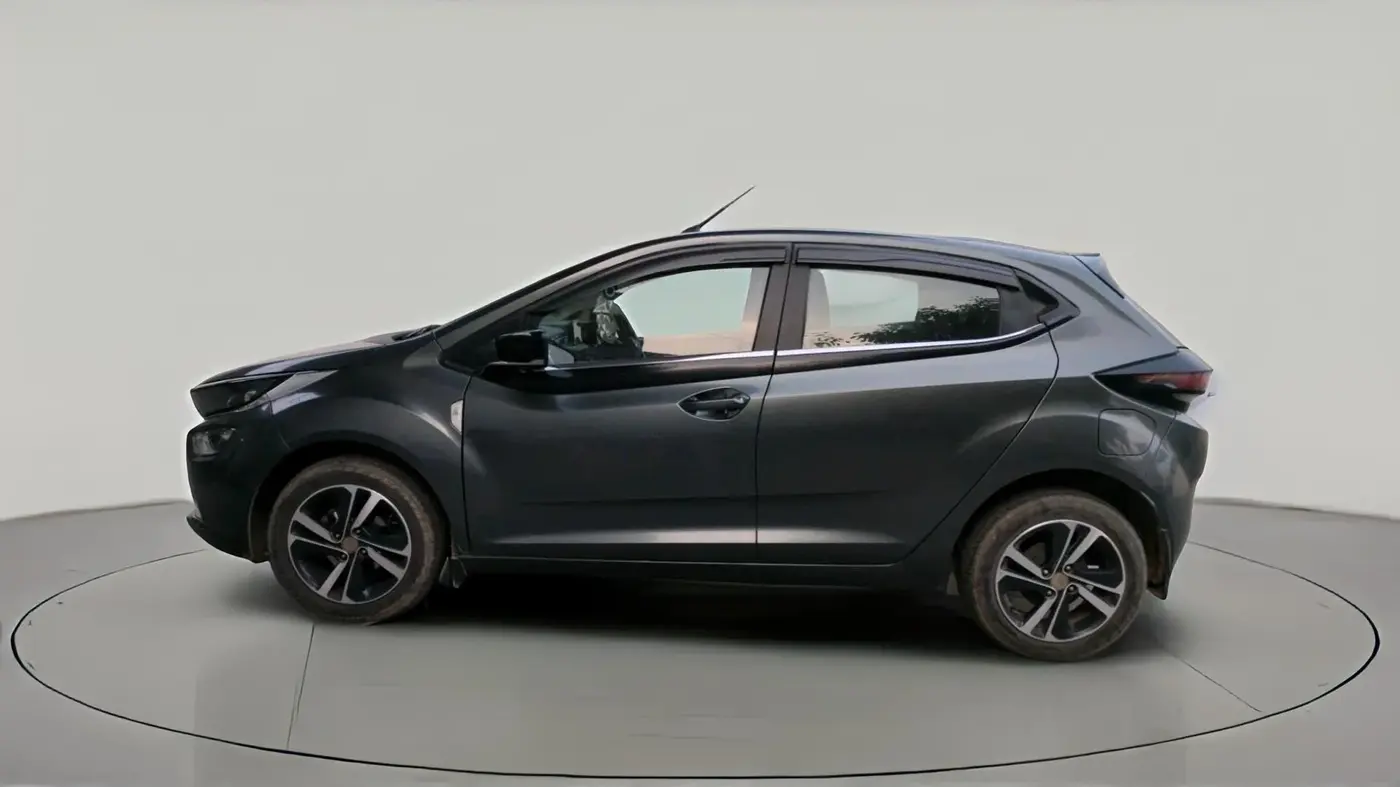 2023 Tata ALTROZ XZ CNG, CNG, Manual, 42,095 km, exterior