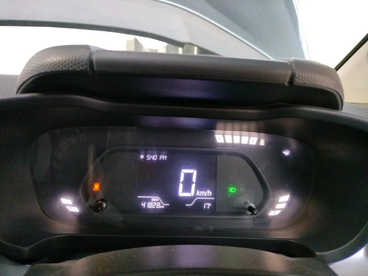 2023 Tata ALTROZ XZ CNG, CNG, Manual, 42,095 km, interior