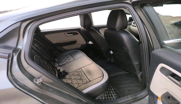 2023 Tata ALTROZ XZ CNG, CNG, Manual, 41,828 km, interior