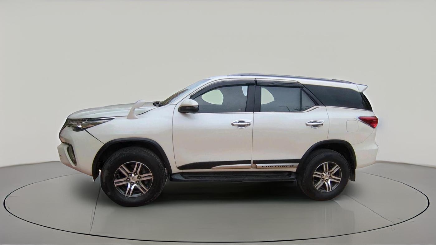 2018 Toyota Fortuner 2.8 4X2 AT, Diesel, Automatic, 2,23,043 km, exterior