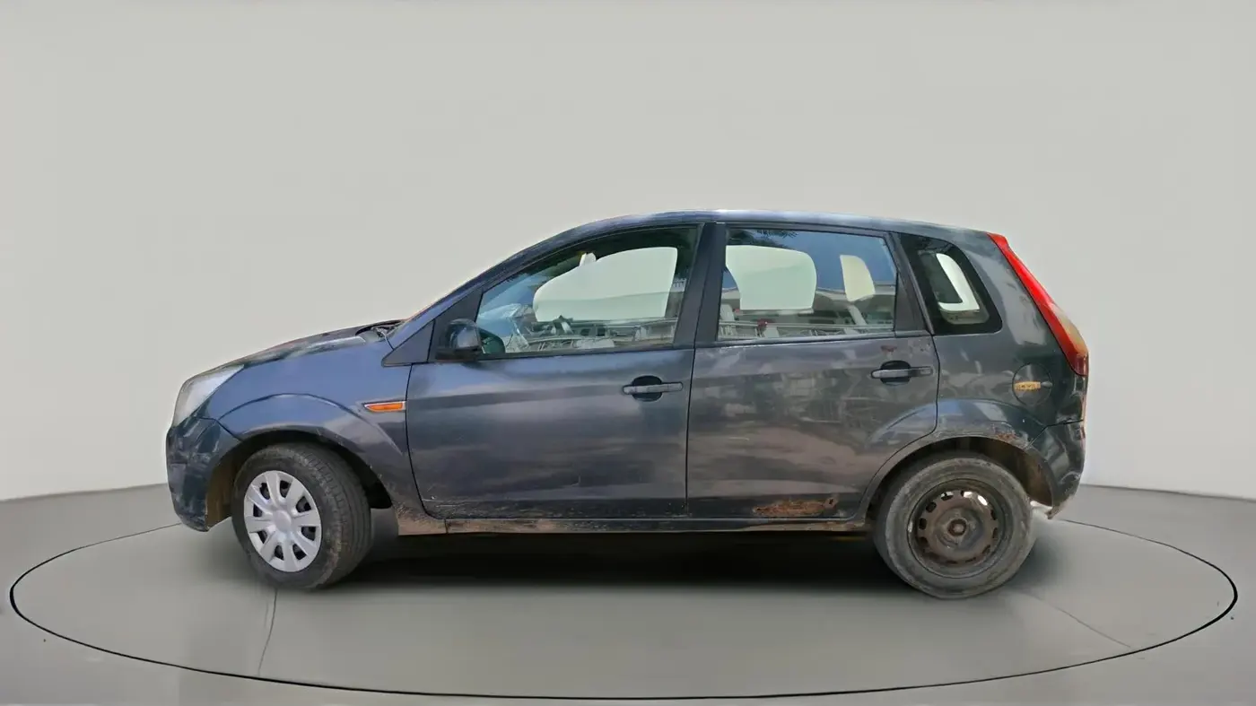 2013 Ford Figo ZXI 1.4 DIESEL, Diesel, Manual, 1,40,800 km, exterior