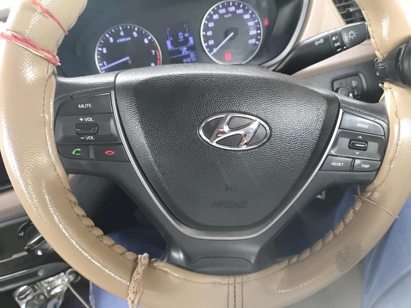 2016 Hyundai Elite i20 MAGNA 1.2, Petrol, Manual, 94,572 km, interior