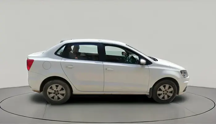 2018 Volkswagen Ameo TRENDLINE 1.0L, Petrol, Manual, 28,663 km, exterior