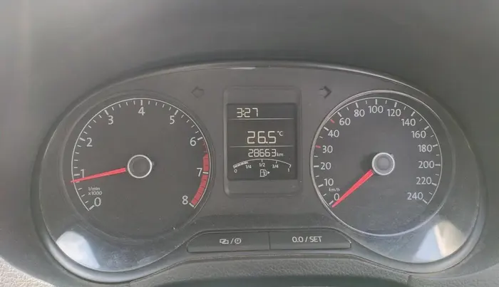 2018 Volkswagen Ameo TRENDLINE 1.0L, Petrol, Manual, 28,663 km, interior
