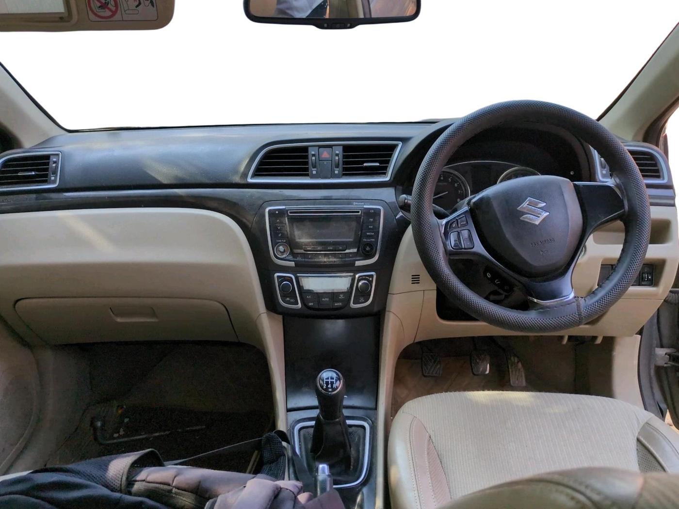 2016 Maruti Ciaz ZXI, Petrol, Manual, 1,08,851 km, interior
