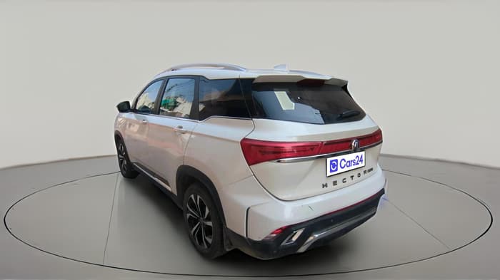 2023 MG HECTOR PLUS SHARP PRO 1.5 TURBO MT 7 STR, Petrol, Manual, 44,403 km, exterior