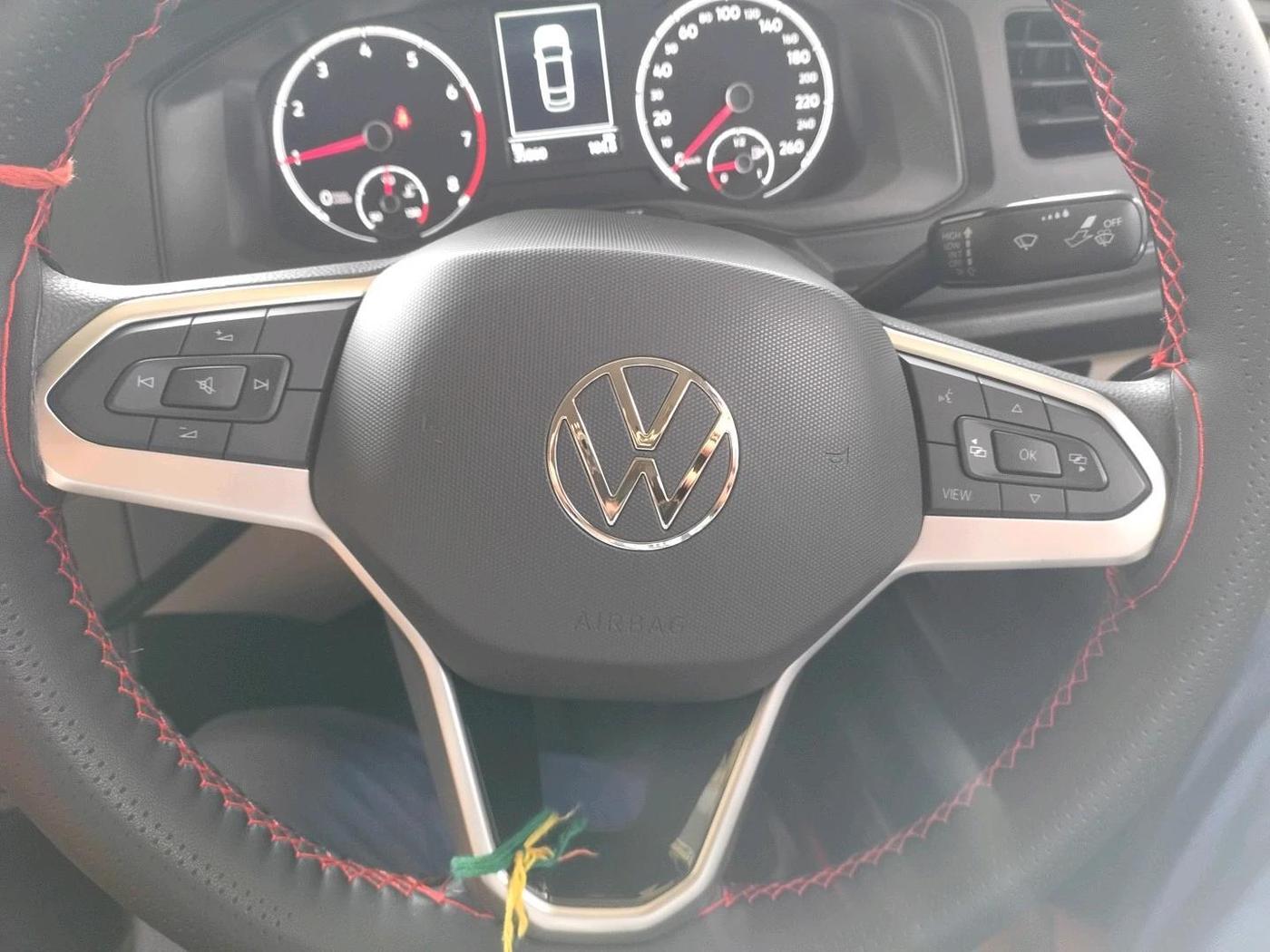 2023 Volkswagen VIRTUS COMFORTLINE TSI 1.0 MT, Petrol, Manual, 35,860 km, interior
