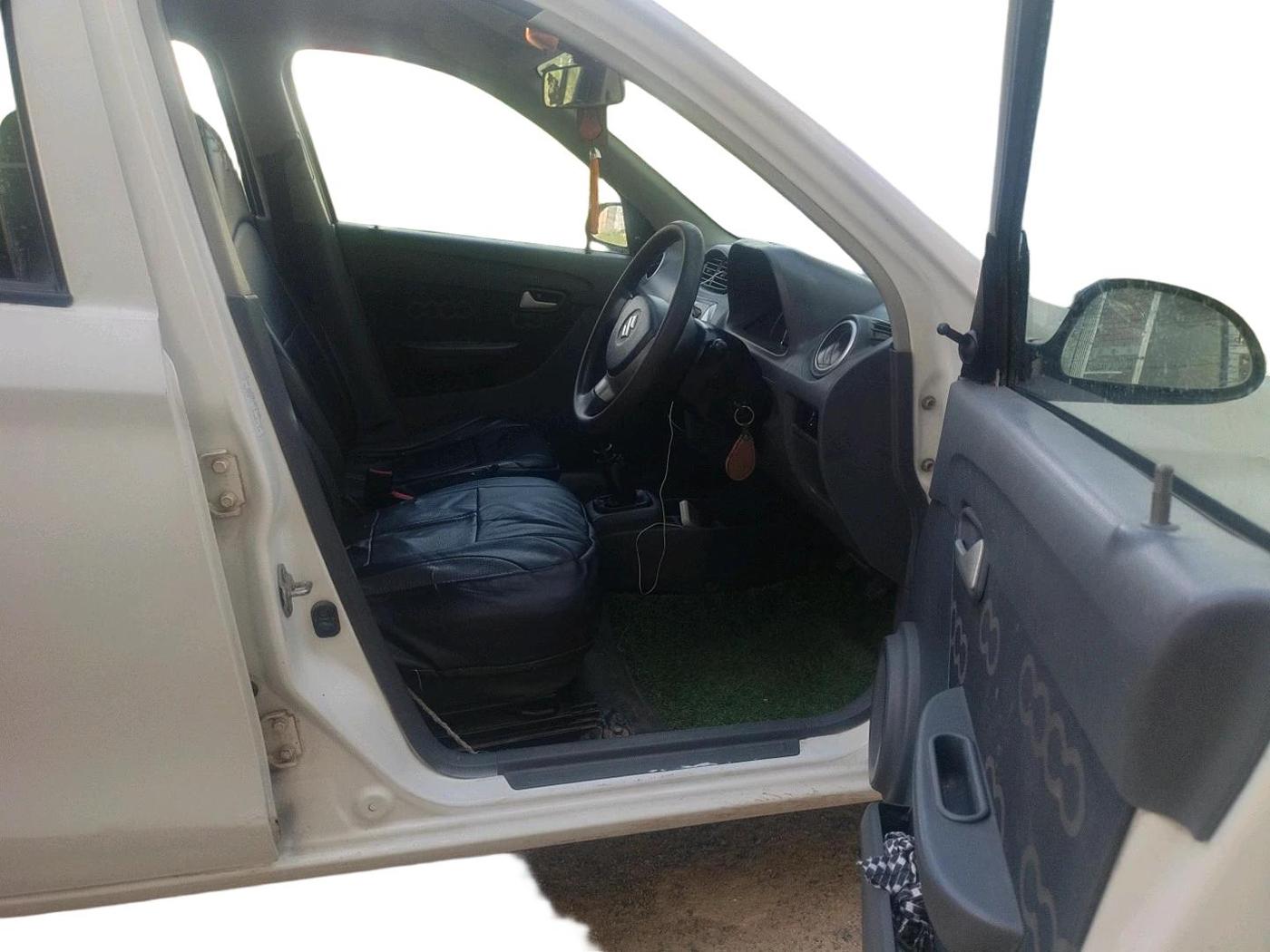 2014 Maruti Alto 800 LXI, Petrol, Manual, 1,06,319 km, interior