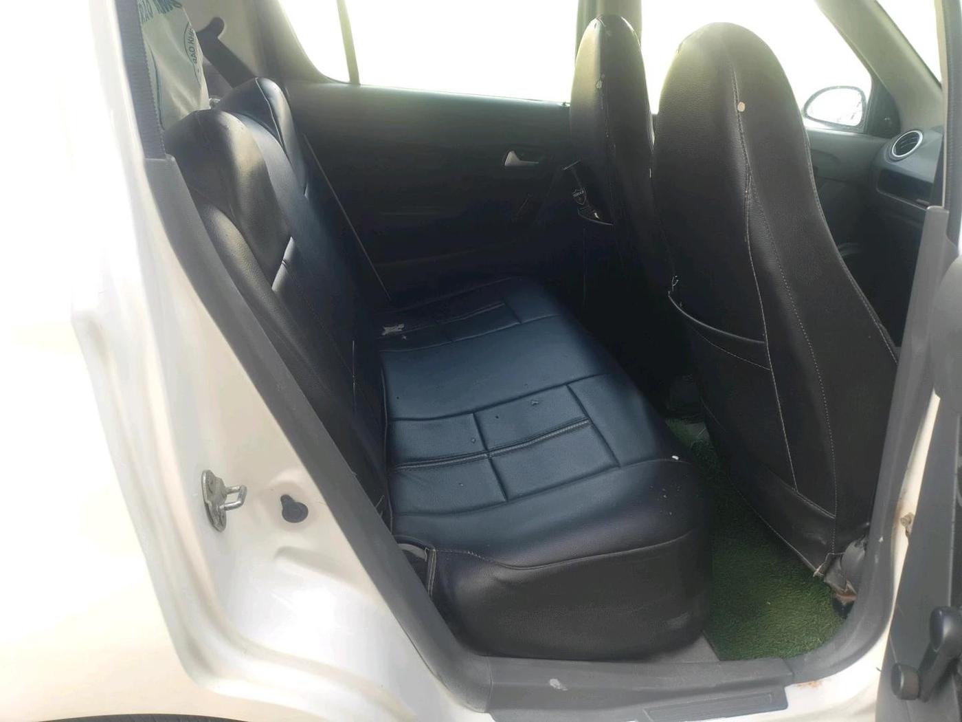 2014 Maruti Alto 800 LXI, Petrol, Manual, 1,06,319 km, interior