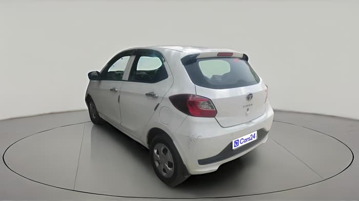 2024 Tata Tiago XM CNG, CNG, Manual, 68,091 km, exterior