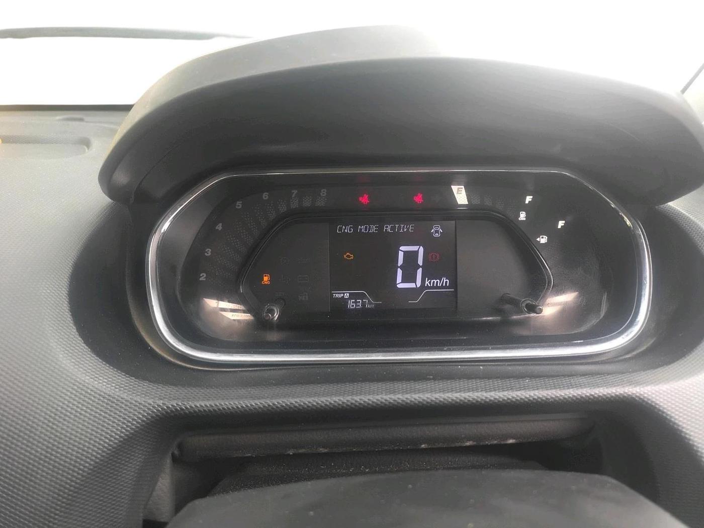 2024 Tata Tiago XM CNG, CNG, Manual, 68,091 km, interior
